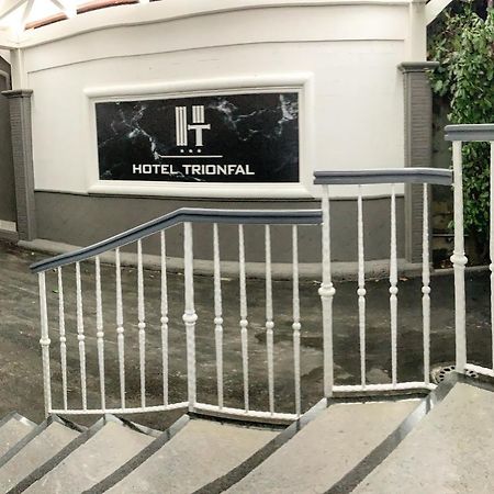 Hotel Trionfal Qualiano Exterior foto