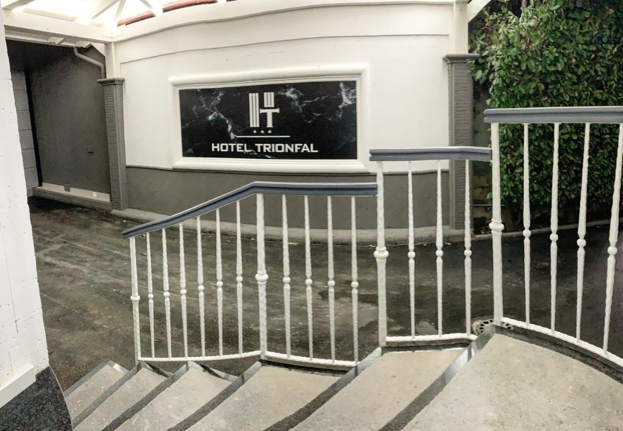 Hotel Trionfal Qualiano Exterior foto